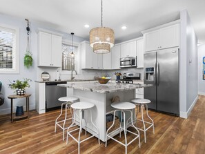 ラグジュアリー コンドミニアム | リビング エリア