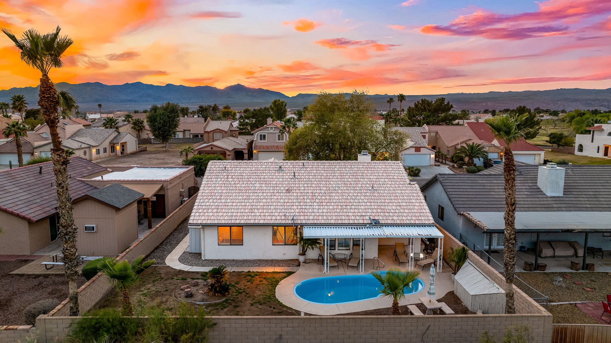 Sunset Pool Home Near River!