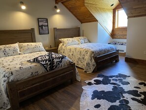 6 slaapkamers, een strijkplank/strijkijzer, wifi, beddengoed