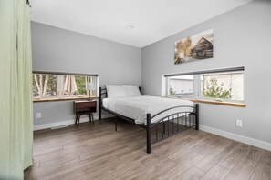 4 soverom og strykejern/-brett