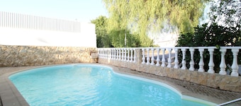 Alcaria Pool House