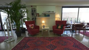 43-inch LED TV with satellite channels, heated floors