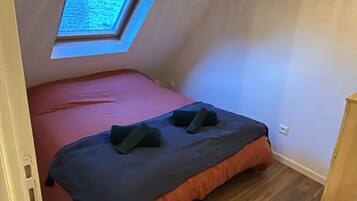 1 dormitorio, wifi gratis, ropa de cama