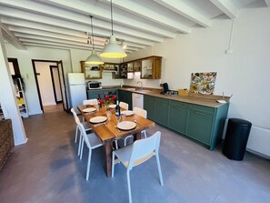 Dining - Villa "Calypso" (SEIGNOSSE)