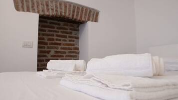 1 sovrum, strykjÀrn/strykbrÀda, wi-fi och sÀngklÀder