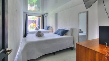 5 多间卧室、客房内保险箱、熨斗/熨衣板、免费 WiFi