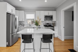 Private kitchen - ChicStylish Near Tufts/Boston 1BR w/ SitStand Desk (Medford)