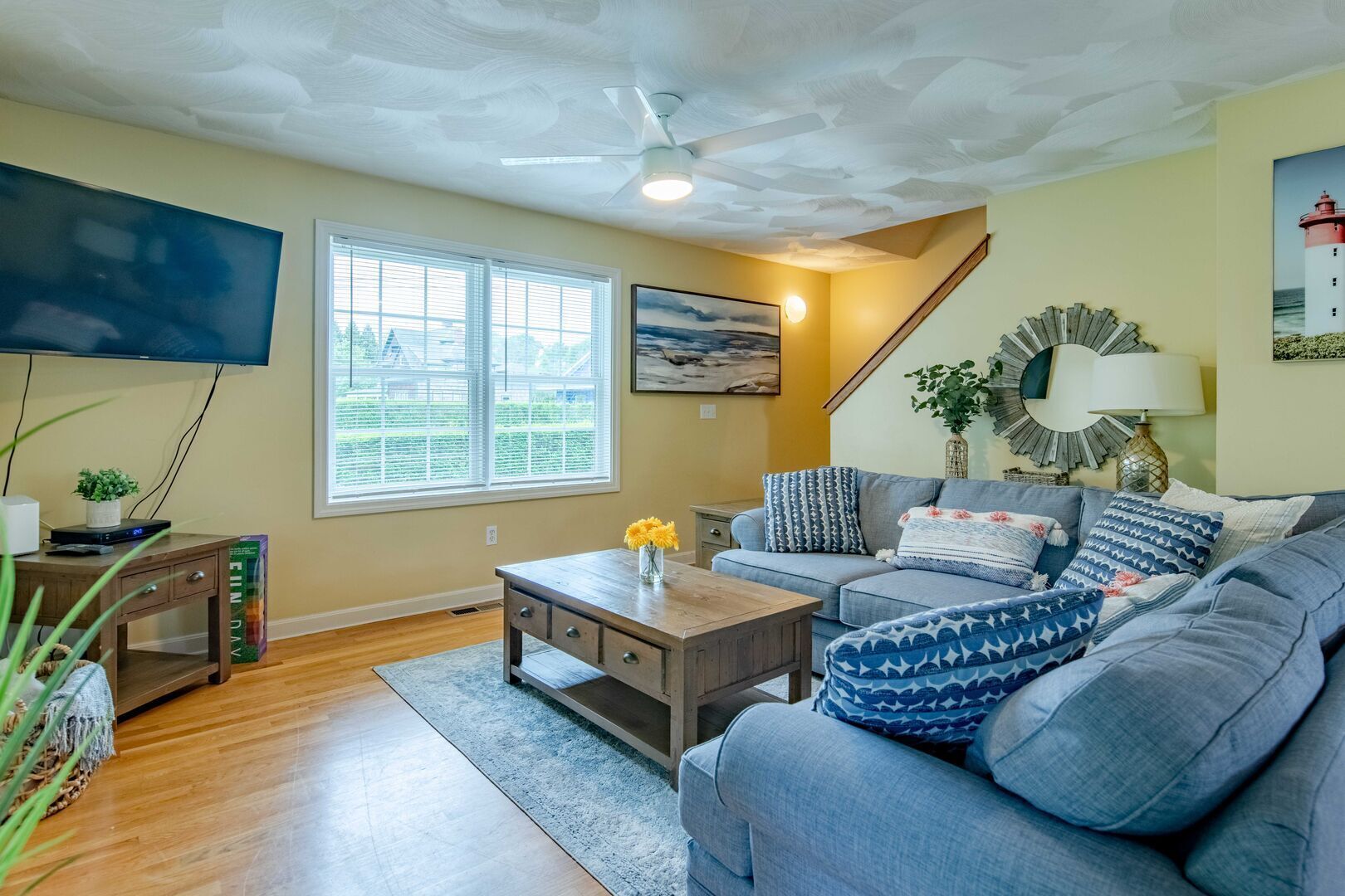 Boon St in Narragansett Pier, Central a/c, sleeps 10