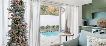 Bijou: Collette | Luxury Cottage | Plunge Pool | Full Kitchen