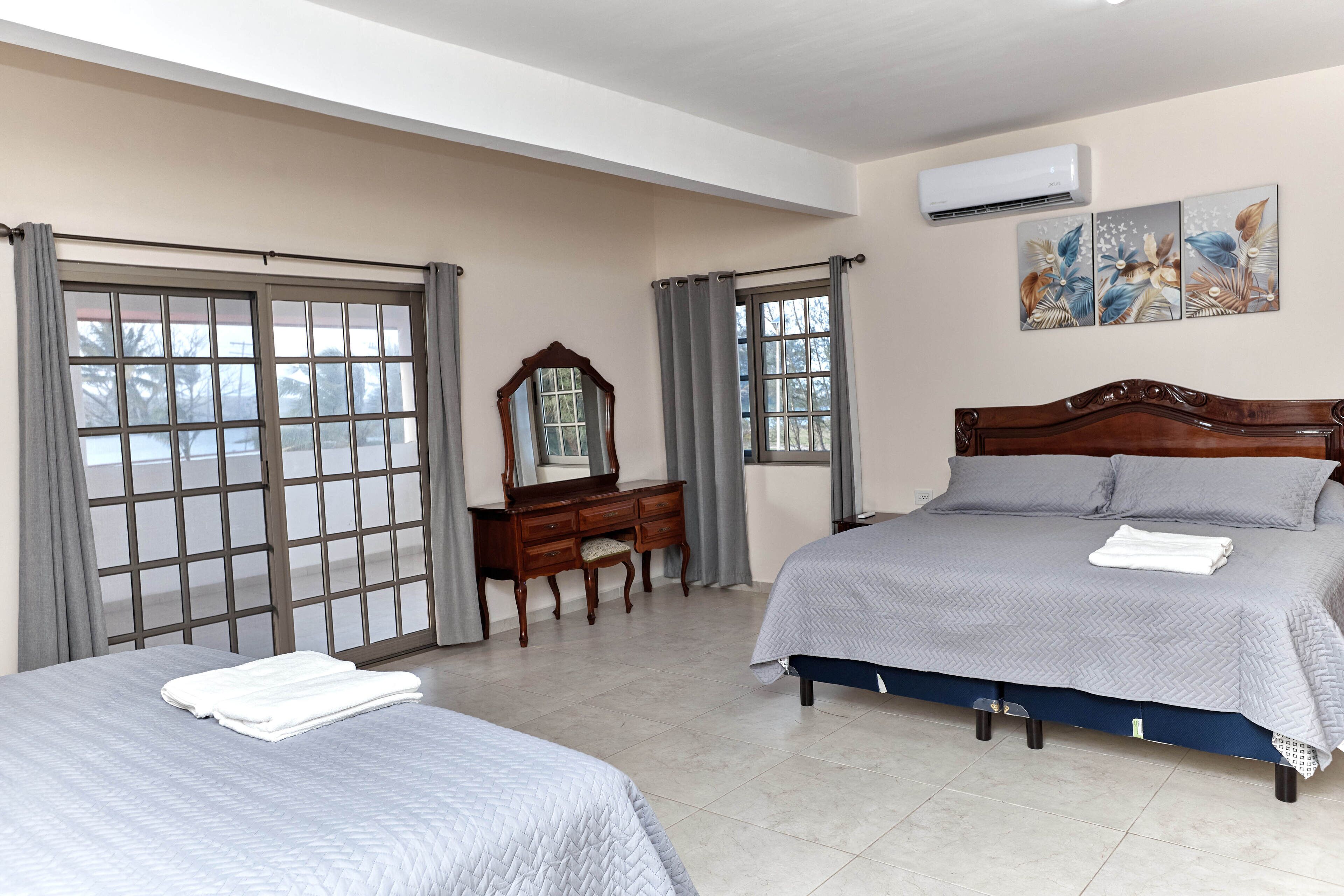 3 bedrooms, individually decorated, individually furnished, free WiFi