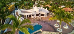 Exterior - Casa Brisa Del Mar Beach Front Living with Pool and Spa (Los Barriles)