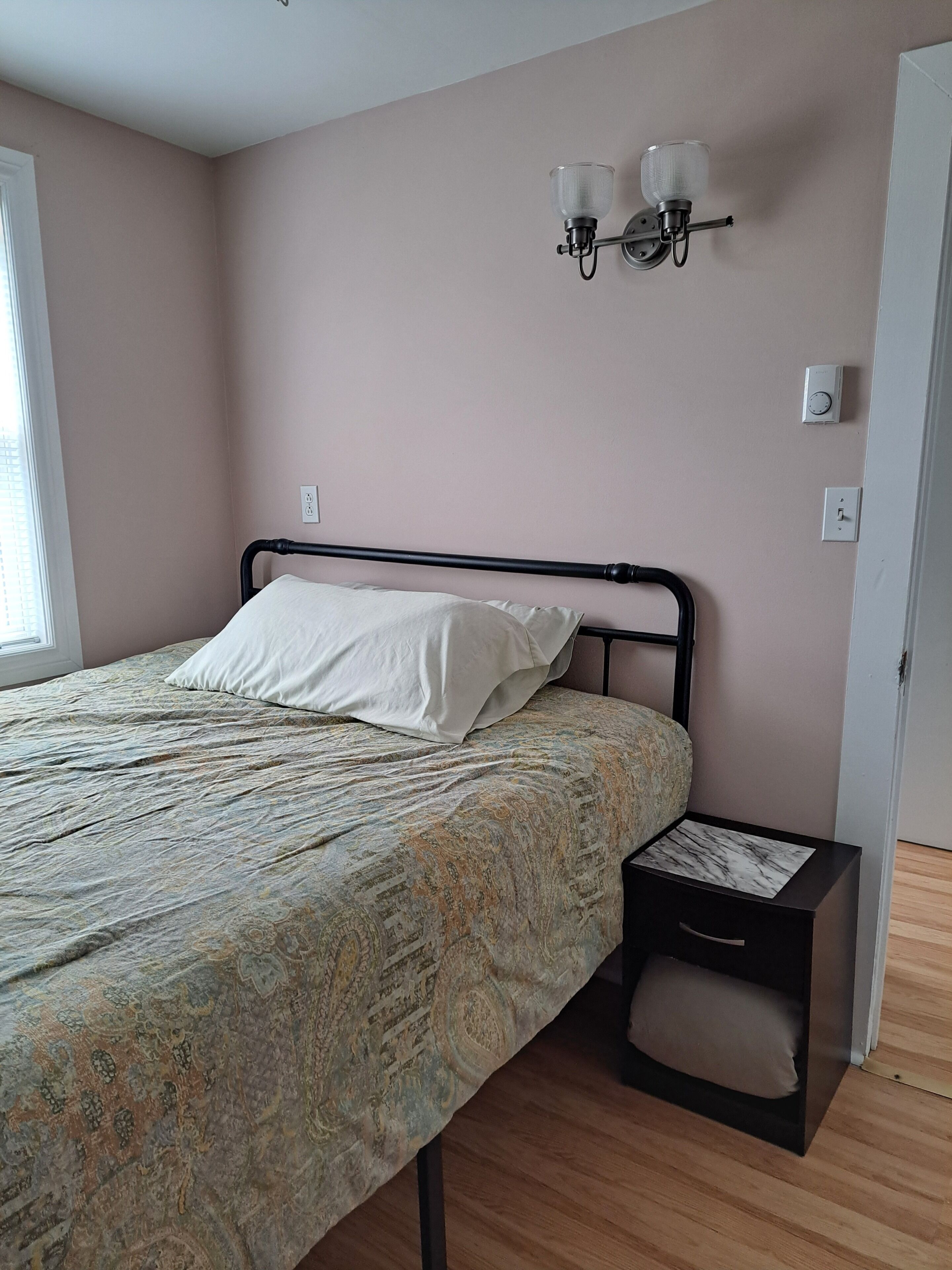 2 chambres, bureau, Wi-Fi gratuit, draps fournis