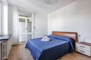 2 室のベッドルーム、アイロン / アイロン台、WiFi、ベッドシーツ