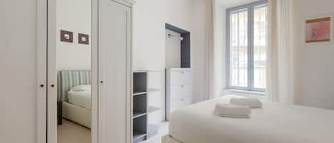 1 chambre, fer et planche Ă repasser, Wi-Fi, literie fournie
