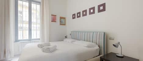1 غرفة نوم ومكواة/لوح كي وواي فاي وملاءات أسرّة