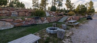 Hunters Lodge in Custer