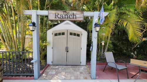 Happy Campers Deluxe Campsite. No Rear Neighbors! 275