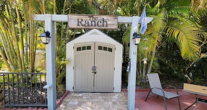 Happy Campers Deluxe Campsite. No Rear Neighbors! 275