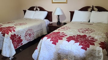 1 bedroom, desk, free WiFi, bed sheets