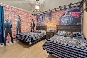 9 habitaciones, tabla de planchar con plancha, wifi y ropa de cama 