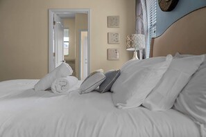 7 bedrooms, iron/ironing board, WiFi, bed sheets