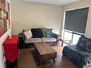 Smart TV - Comfortable stay with Movie/ Sport App on TV (Tarneit)