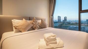 3 habitaciones, ropa de cama de alta calidad y cubrecamas