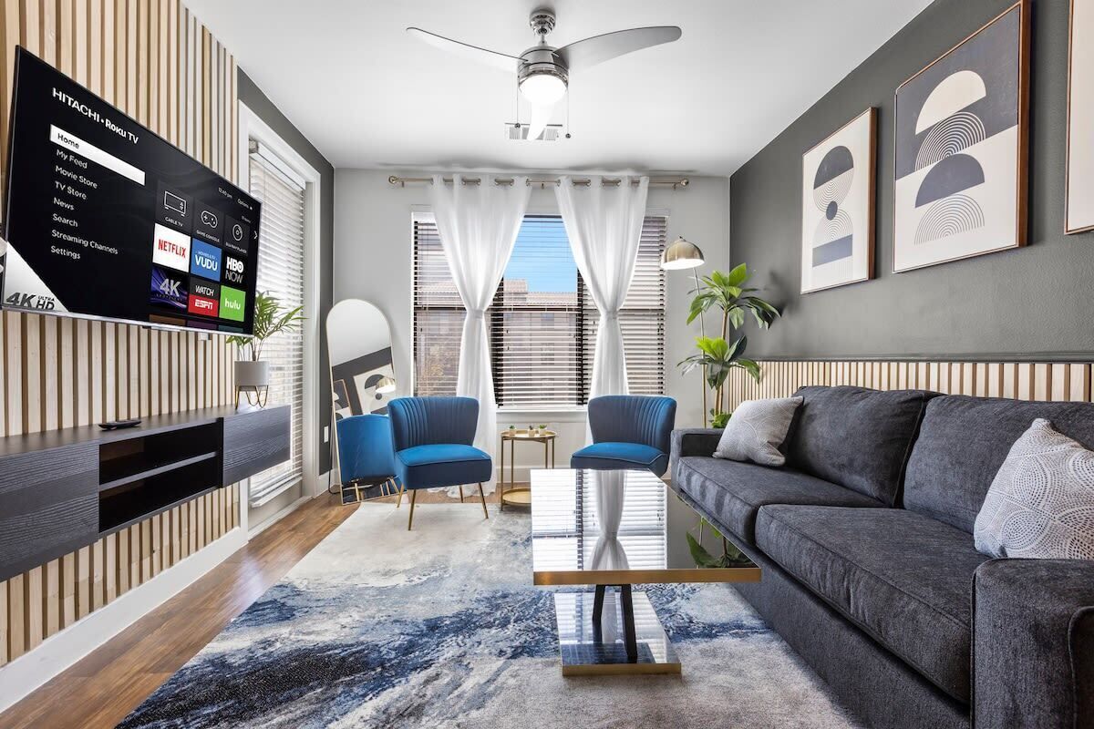 Luxe 2B near Legacy West