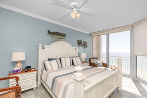 3 室のベッドルーム、デスク、アイロン / アイロン台、WiFi