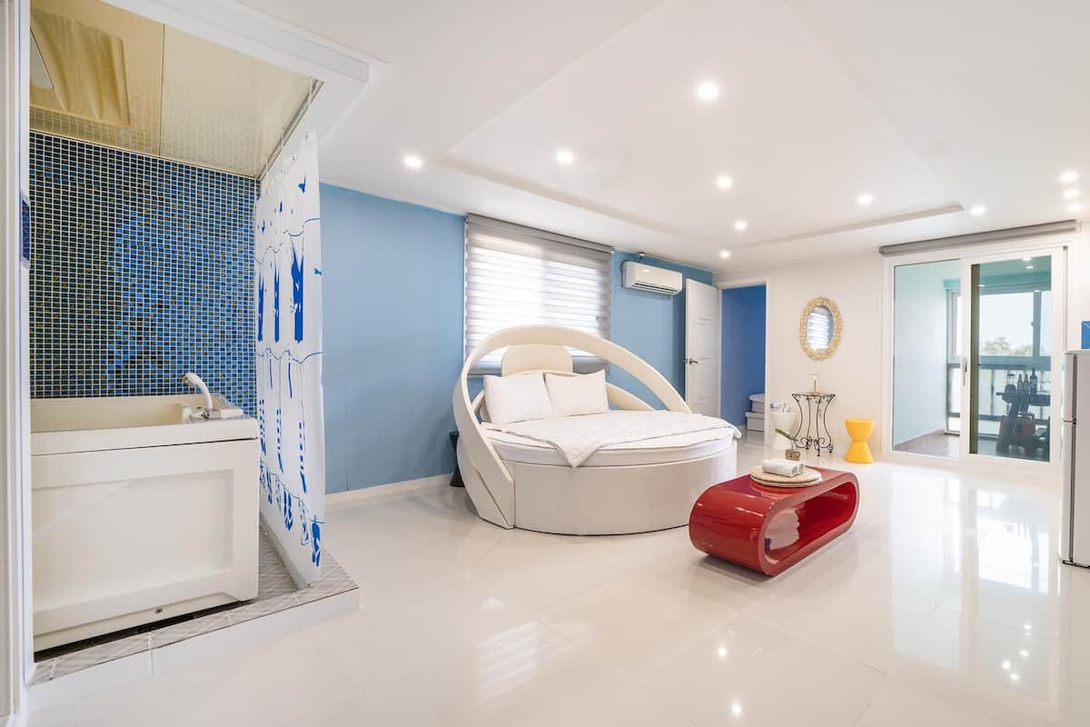 ห้องเบสิก, 1 ห้องนอน (204) | 1 ห้องนอน, Wi-Fi ฟรี