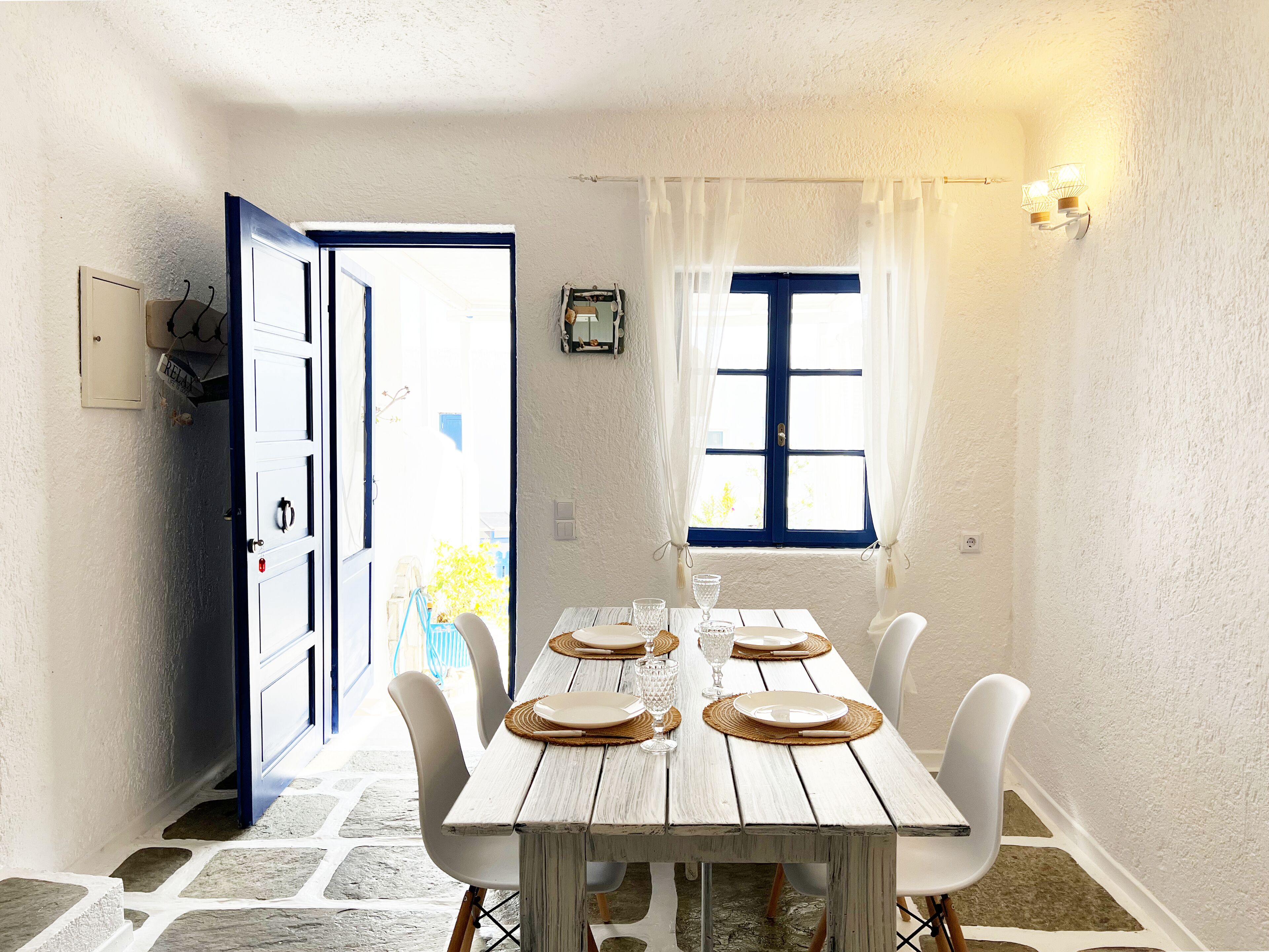 Family Duplex, Partial Ocean View | Living area