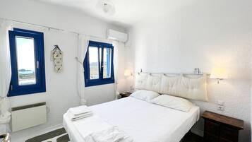 Familien-Maisonette, eingeschränkter Meerblick | 4 Schlafzimmer, schallisolierte Zimmer, Bügeleisen/Bügelbrett