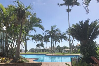 Studio Resort Apartment - Sleeps 2 - Beachside