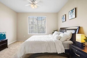 2 habitaciones, tabla de planchar con plancha y wifi gratis 