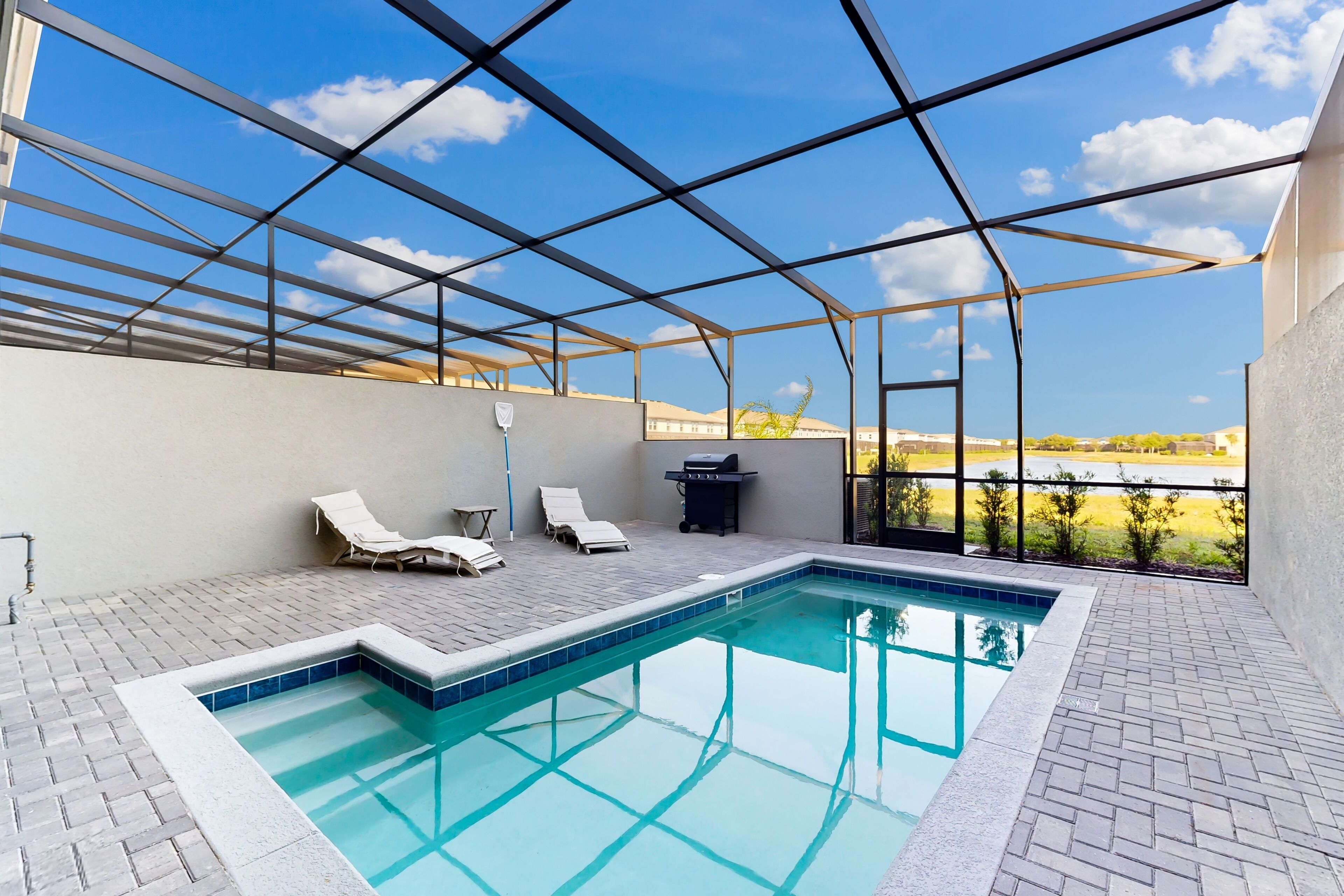 Resort-style home with private pool near Walt Disney World & Universal Studios