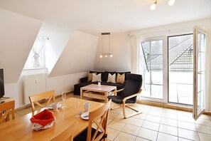 TV, stereo - Fewo Ahoi - 73 qm Maritime Gemütlichkeit auf Zwei Ebenen - Mehr-zeit (Koserow)