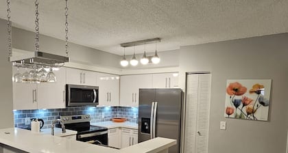 New Reno Hollywood,FL-3M Rental-2BDR 2 BTH