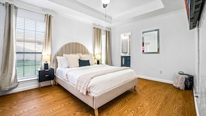 3 bedrooms, iron/ironing board, free WiFi, bed sheets