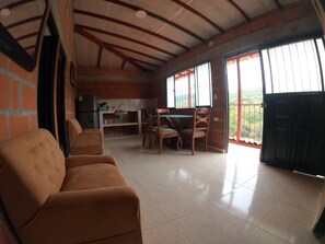 Perusmökki | Oleskelualue