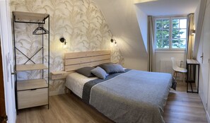 10 bedrooms, desk, travel cot, bed sheets - Magnifique Maison Pour Grande Famille ou Groupe Damis (Pouldreuzic)