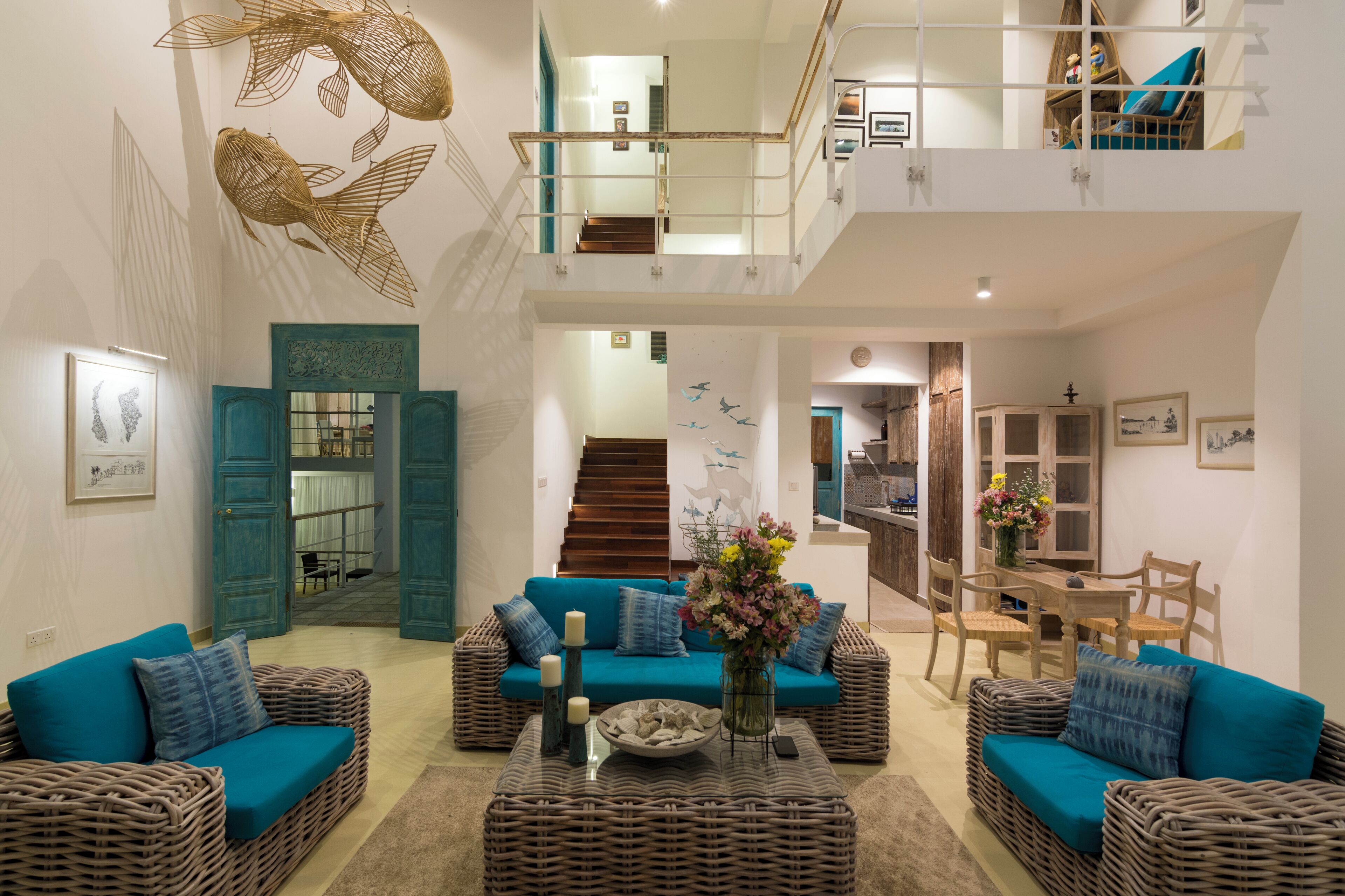 32-吋LED 液晶電視、衛星頻道、書籍、音樂庫