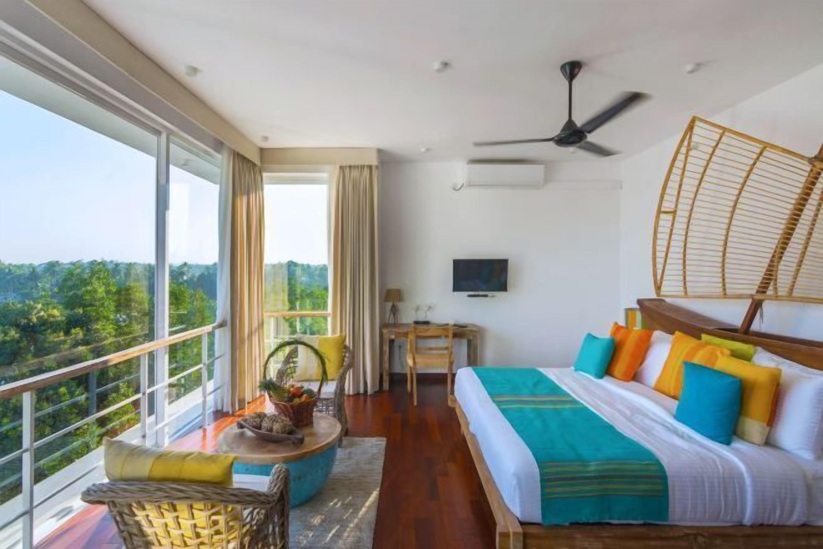 Ropa de cama de alta calidad y minibar 