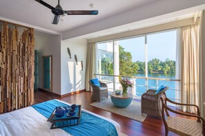 Lake view - 33 Lake Terrace (Hikkaduwa)