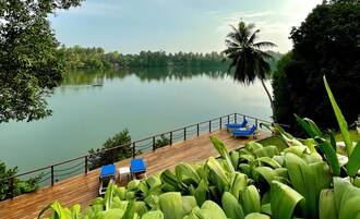 Superior Twin Room, Lake View | Lake view