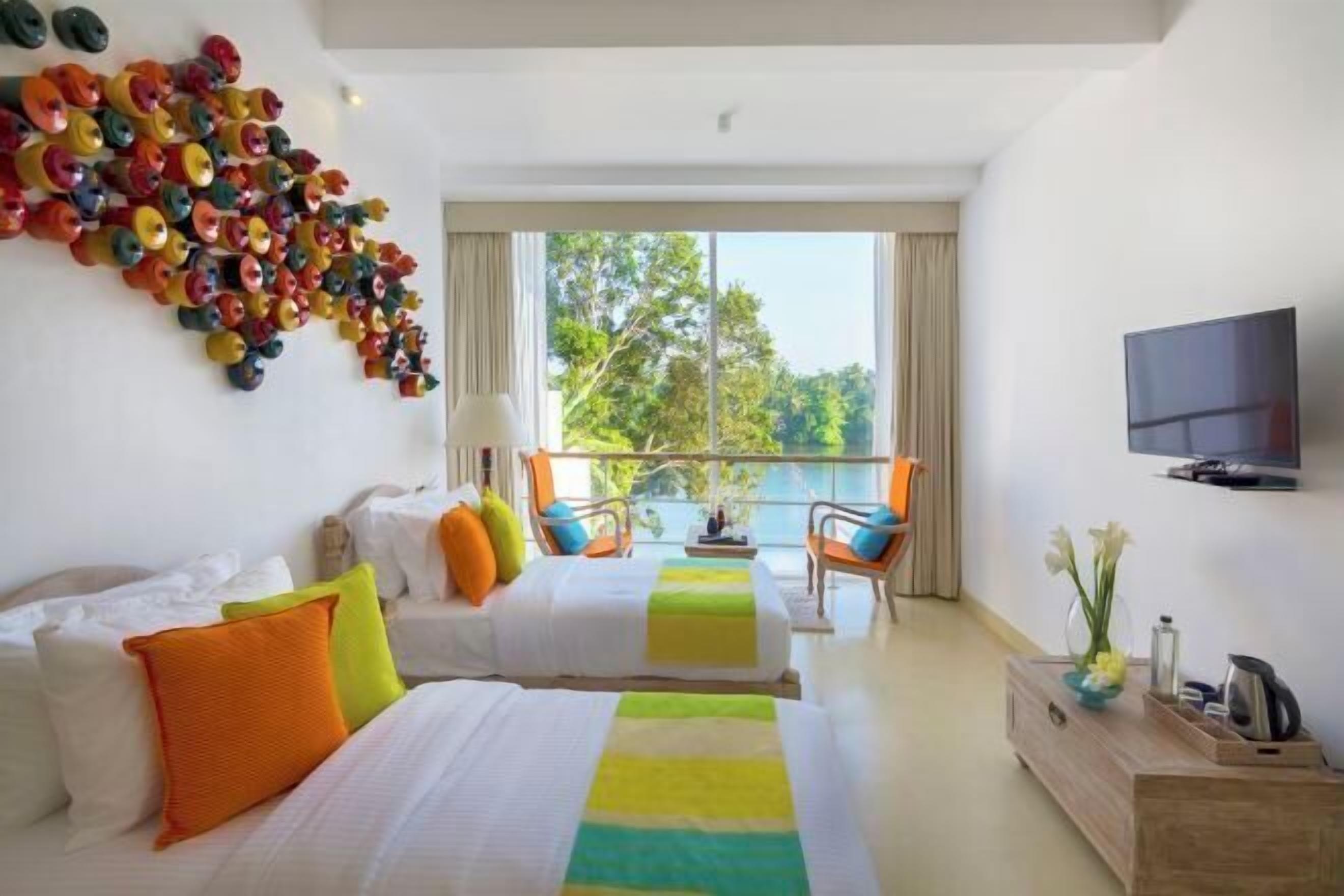 Ropa de cama de alta calidad y minibar 