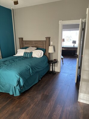 4 habitaciones, escritorio, cuna de viaje y wifi gratis 