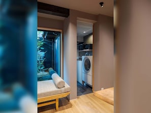 Traditional House, 2 Bedrooms, Kitchen, Garden View | Room amenity