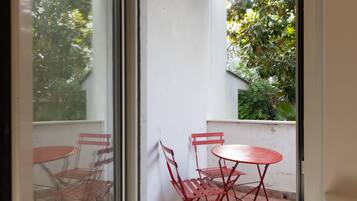 Traditional Room | Balcony