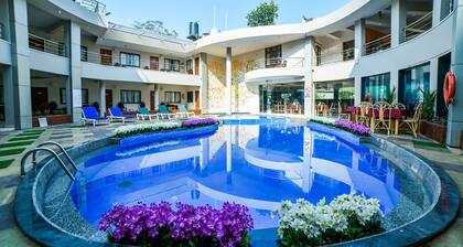 The Center Court Resort and Spa