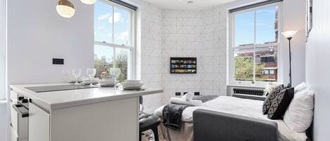 1 soverom, strykejern/-brett, reiseseng for barn og wi-fi (inkludert)